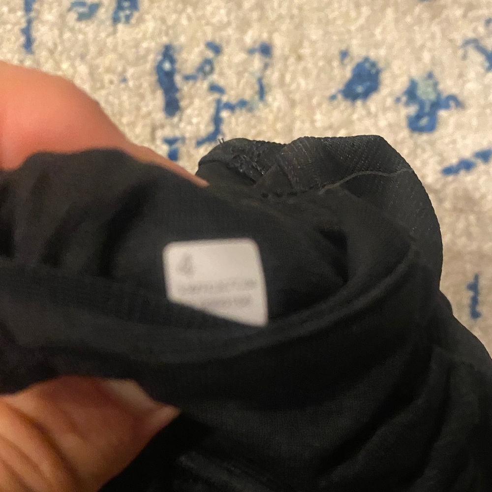 lululemon athletica Black and Gray Patterned Athletic Shorts - Picture 3 of 3